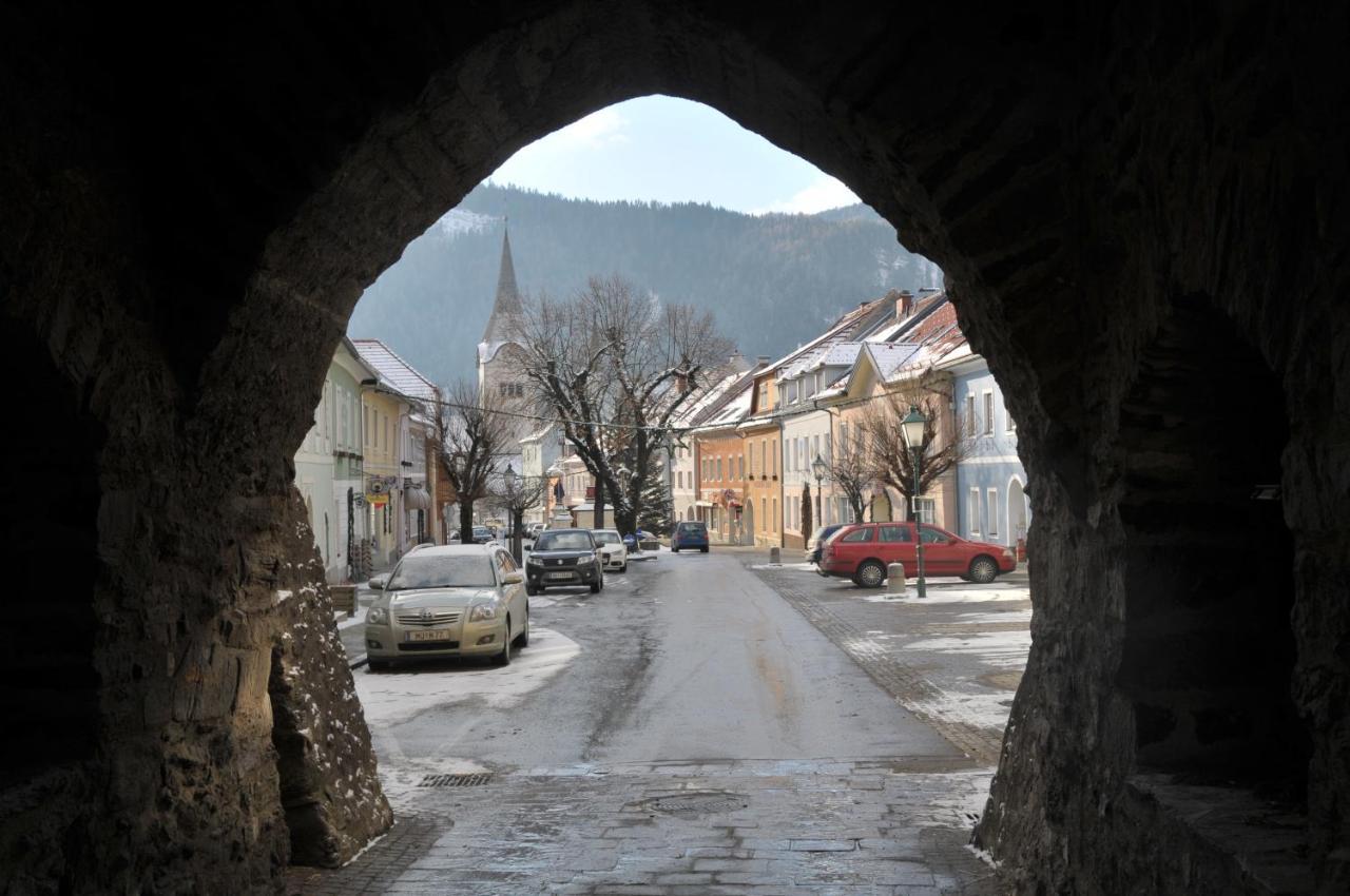 Pension Geissler-Reicher Oberwoelz Stadt Екстериор снимка