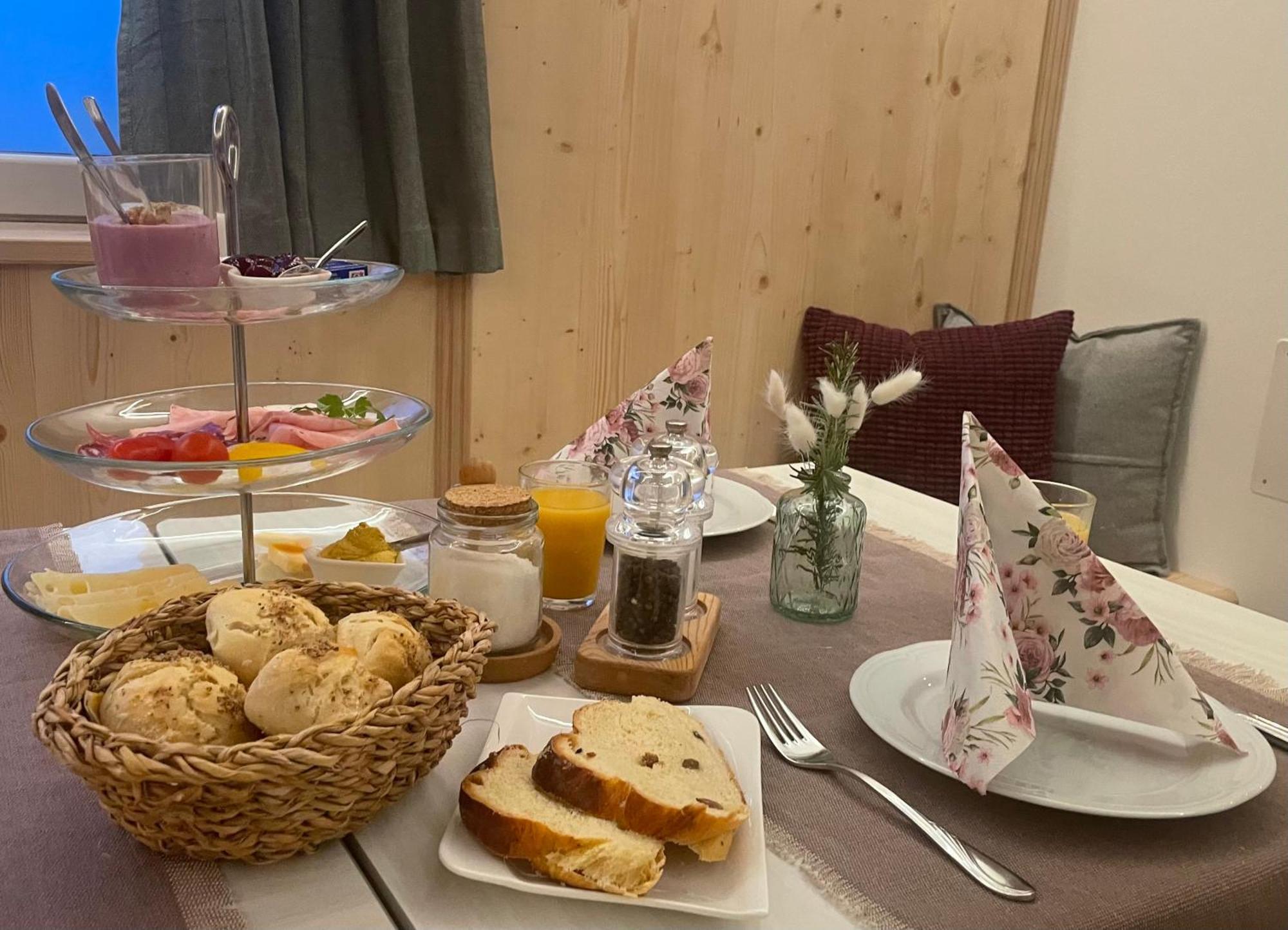 Pension Geissler-Reicher Oberwoelz Stadt Екстериор снимка